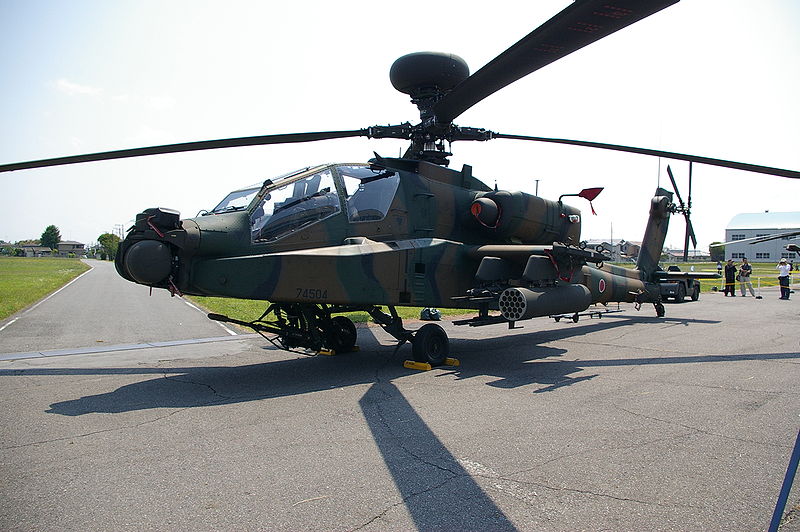 800px-AH-64_JGSDF_20080518_2